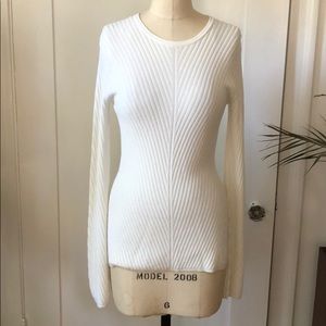 Theory white sweater size small
